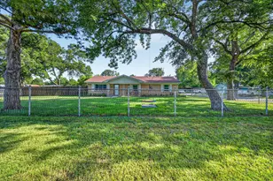 701 E Main St, Tioga, TX 76271 - Photo 35
