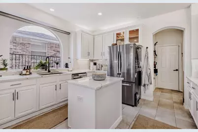 9709 Fairway Vista Drive, Rowlett, TX 75089 - Photo 11
