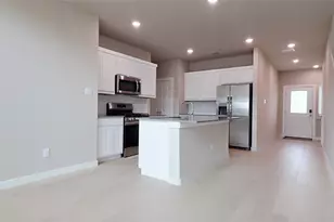 913 London Town Ln, Princeton, TX 75071 - Photo 13