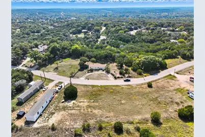3102 Hilltop Court, Granbury, TX 76048 - Photo 3