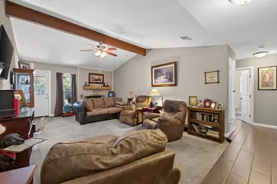 523 Lynnewood Avenue, Burleson, TX 76028 - Photo 7