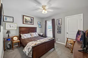 523 Lynnewood Ave, Burleson, TX 76028 - Photo 15