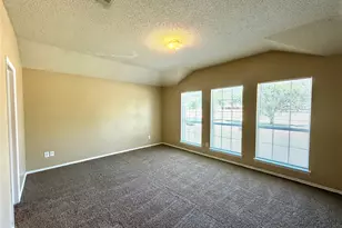185 Rolling Ct, Lancaster, TX 75146 - Photo 5