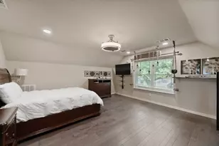1806 Old Oak Dr, Arlington, TX 76012 - Photo 13