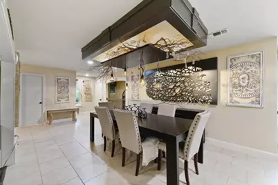 1806 Old Oak Drive, Arlington, TX 76012 - Photo 9