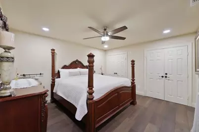 1806 Old Oak Drive, Arlington, TX 76012 - Photo 23