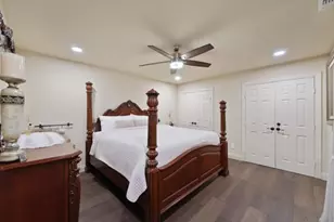 1806 Old Oak Dr, Arlington, TX 76012 - Photo 23