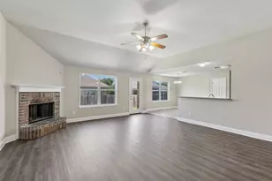1702 La Caya Dr, Mansfield, TX 76063 - Photo 5
