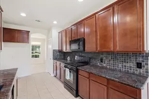 712 Hawk Valley Dr, Little Elm, TX 75068 - Photo 15