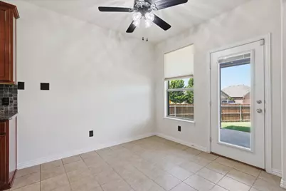 712 Hawk Valley Drive, Little Elm, TX 75068 - Photo 13