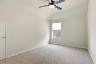 712 Hawk Valley Dr, Little Elm, TX 75068 - Photo 31