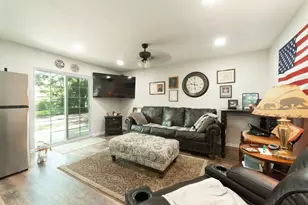 131 Lakeway Ln, Gun Barrel City, TX 75156 - Photo 25