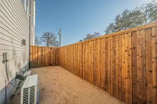 2523 Hondo Ave, Dallas, TX 75219 - Photo 23