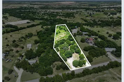 8720 Roaring Creek Road, Joshua, TX 76058 - Photo 9
