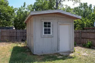 2117 N Hickory St, Sherman, TX 75092 - Photo 31