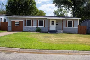 2117 N Hickory St, Sherman, TX 75092 - Photo 1
