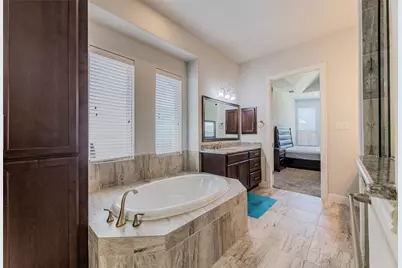 7757 Cooke Drive, Irving, TX 75063 - Photo 27