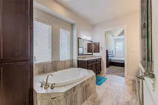 7757 Cooke Dr, Irving, TX 75063 - Photo 27