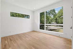 9816 Mixon Dr, Dallas, TX 75220 - Photo 27
