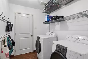 922 Bayonne St, Dallas, TX 75212 - Photo 35