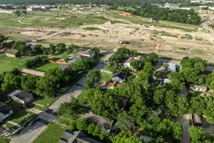2817 Burnett Ave, Waco, TX 76711 - Photo 17