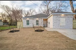 3239 Pine St, Dallas, TX 75215 - Photo 1
