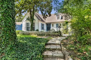 1411 Main St, Denison, TX 75020 - Photo 1