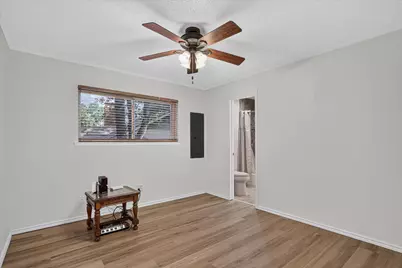 1820 Holly Oak Street, Arlington, TX 76012 - Photo 19