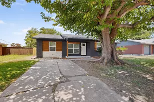 1313 Crockett St, Garland, TX 75040 - Photo 3