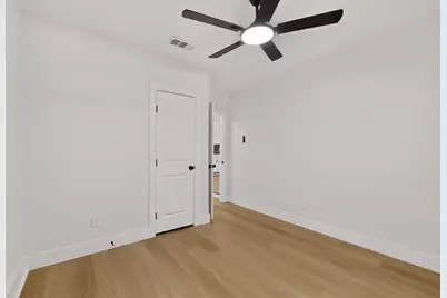 1313 Crockett Street, Garland, TX 75040 - Photo 27
