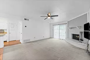 525 Alva Dr, Grand Prairie, TX 75052 - Photo 5