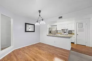 525 Alva Dr, Grand Prairie, TX 75052 - Photo 9