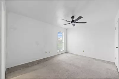 525 Alva Drive, Grand Prairie, TX 75052 - Photo 13