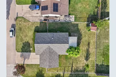 525 Alva Drive, Grand Prairie, TX 75052 - Photo 27