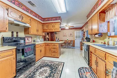800 E Clinton Avenue, Athens, TX 75751 - Photo 5