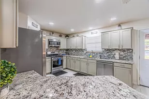 5001 Worthing Dr, Garland, TX 75043 - Photo 9