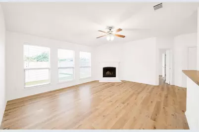 1005 Meadow Green Court, Princeton, TX 75407 - Photo 5