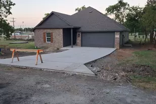 511 N Branch St, Howe, TX 75459 - Photo 5