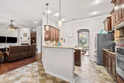 508 Oak Forest Court, Kennedale, TX 76060 - Photo 9