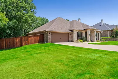 508 Oak Forest Court, Kennedale, TX 76060 - Photo 3
