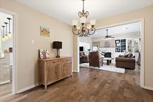 2816 N Creekwood Dr, Grapevine, TX 76051 - Photo 7
