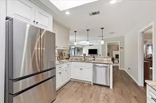 2816 N Creekwood Dr, Grapevine, TX 76051 - Photo 17