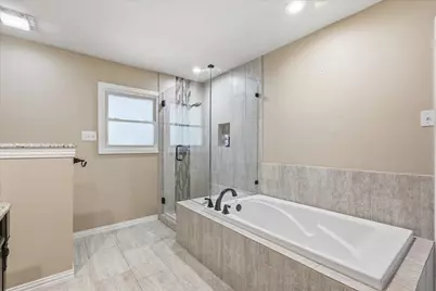 2816 N Creekwood Drive, Grapevine, TX 76051 - Photo 21