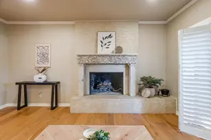 4414 Glenwood Ct, Fort Worth, TX 76109 - Photo 11