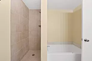 6711 Spur Ridge Ct, Arlington, TX 76002 - Photo 15