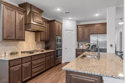 2760 Richard Street, Burleson, TX 76028 - Photo 5