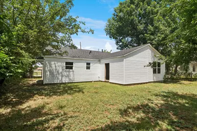 102 N 3rd Street, Sanger, TX 76266 - Photo 15