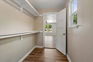 102 N 3rd St, Sanger, TX 76266 - Photo 11