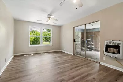 102 N 3rd Street, Sanger, TX 76266 - Photo 3