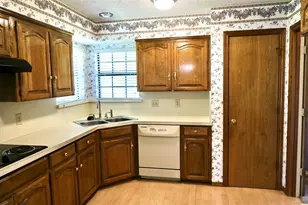 4724 Meadowview Dr, Mesquite, TX 75150 - Photo 9